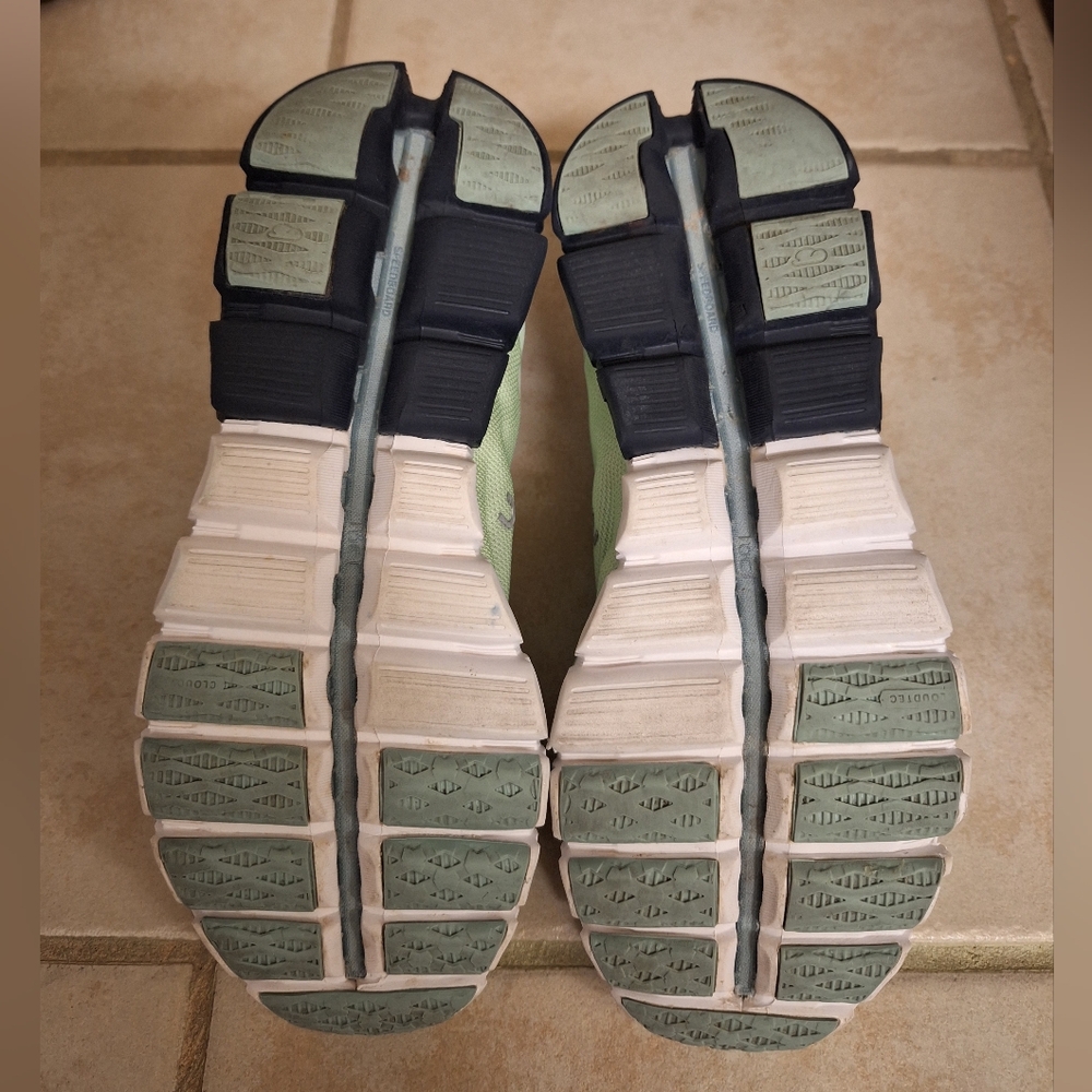 On Cloud Cloudflow 3 Running Shoes Woman Size 7 Meadow Green White**Pls Read** - Picture 16 of 16
